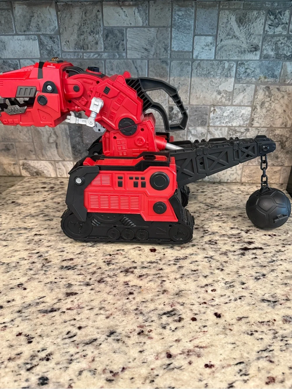 Mattel  Dinotrux Mega Chompin’ Ty Rux